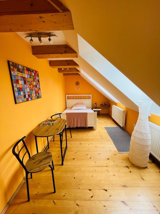 Apartman U Smrku Двур-Кралове-над-Лабем Екстер'єр фото